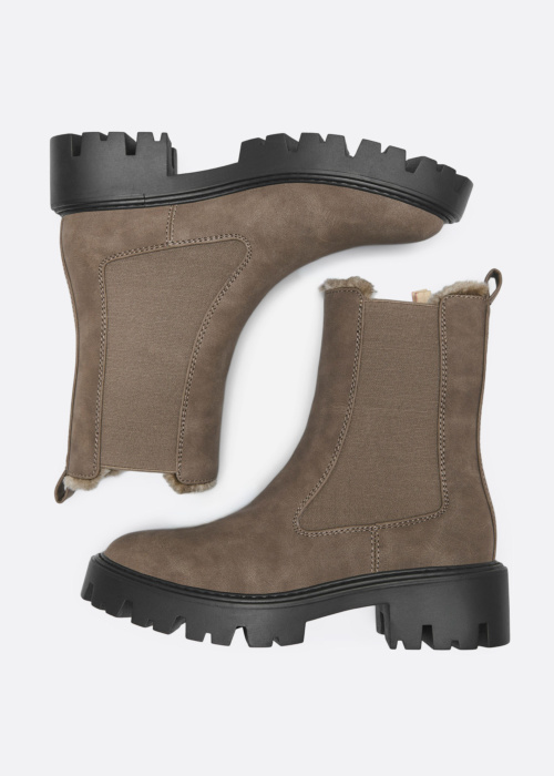 Only aulinukai Betty-9