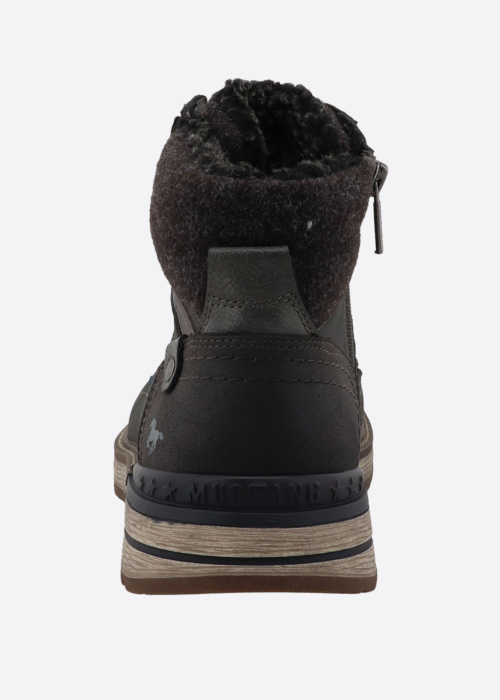 Mustang aulinukai Maril