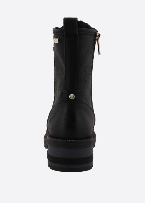 Mustang aulinukai Haukea