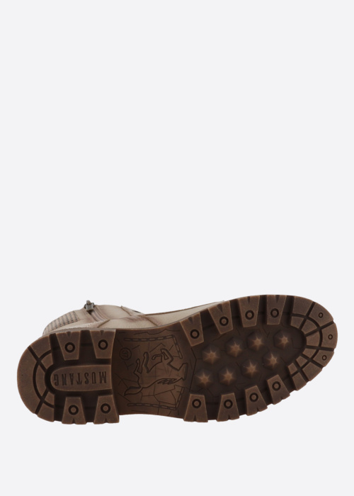 Mustang aulinukai Darleen