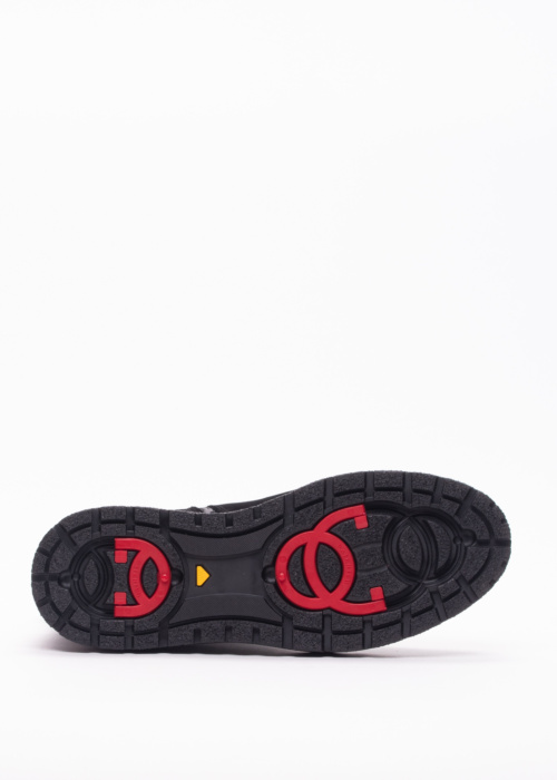 Aaltonen aulinukai su spygliais