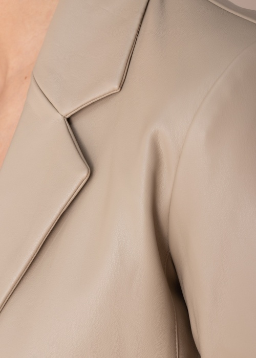 Only švarkas Saramy