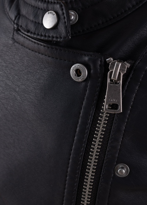 Only striukė Freya Life