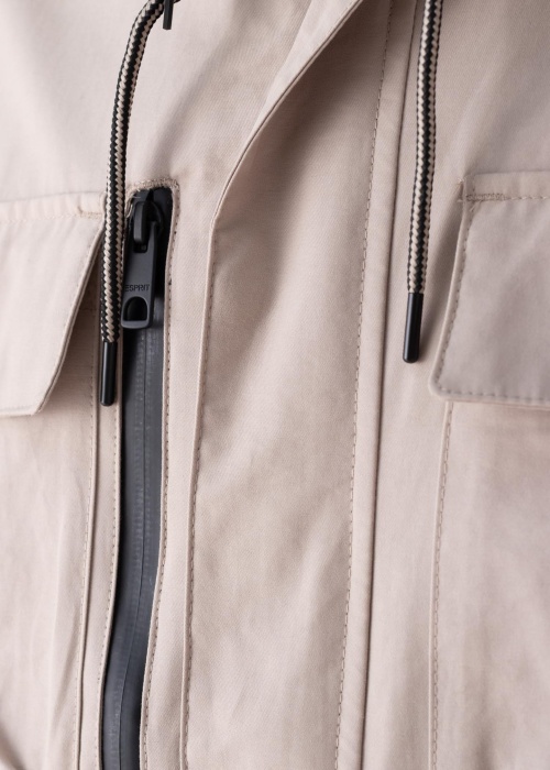 Esprit pavasario-rudens striukė