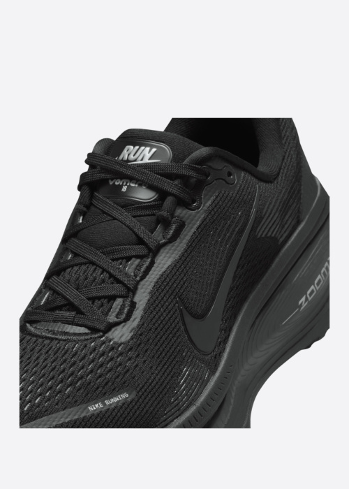 Nike bėgimo bateliai Vomero 18