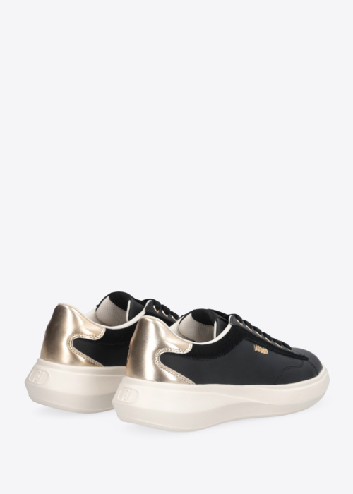 Liu-Jo laisvalaikio bateliai