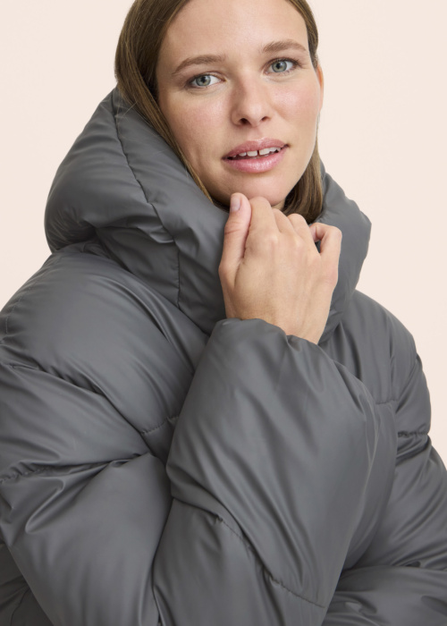 b.young žieminė striukė Azua