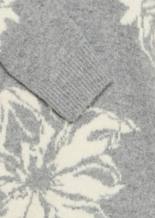 b.young megztinis Omea