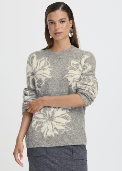 b.young megztinis Omea