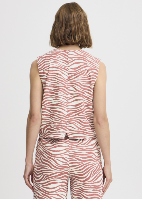 b.young liemenė Falakka