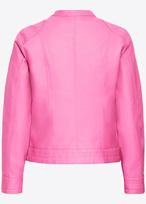 b.young striukė Acom