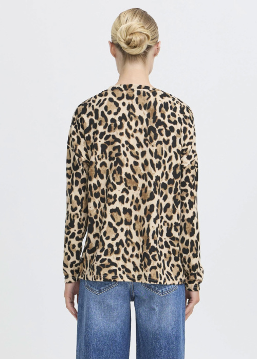 b.young palaidinė Pieta