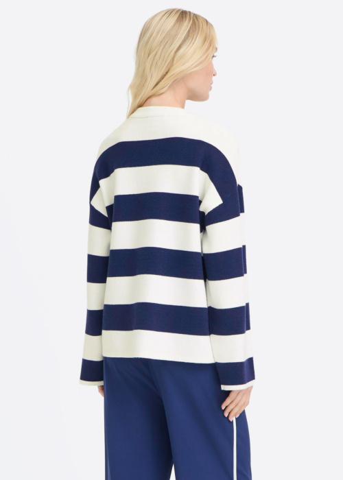 b.young megztinis Otari