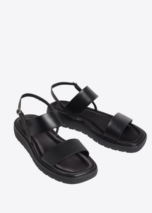 Calvin Klein bateliai