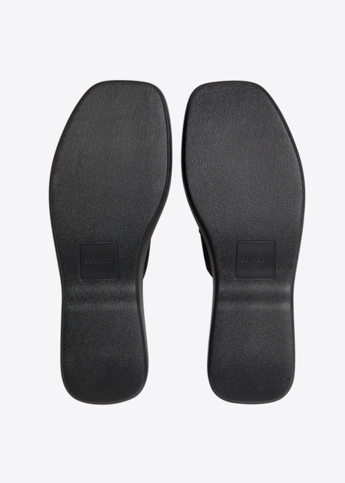 Calvin Klein bateliai