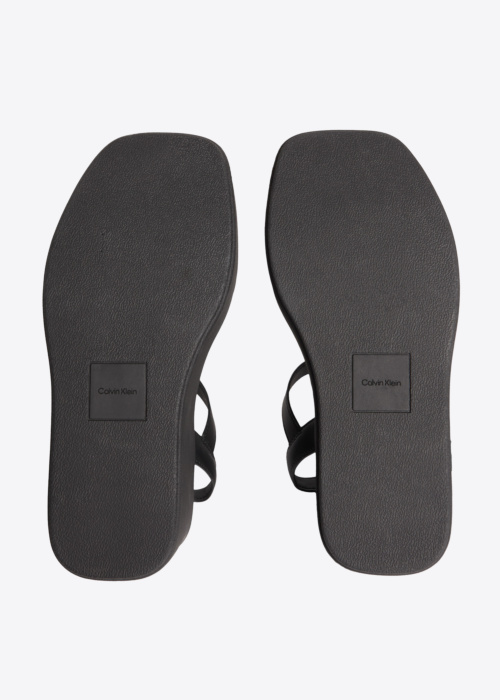 Calvin Klein bateliai