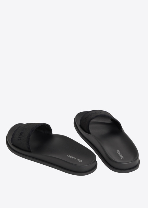 Calvin Klein bateliai