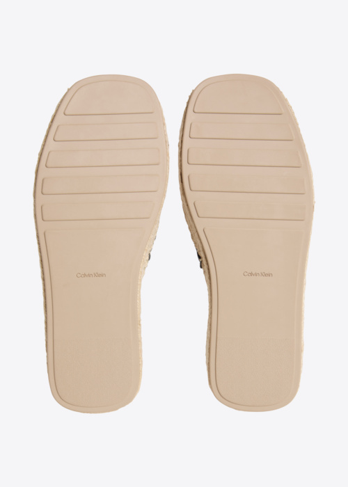 Calvin Klein bateliai