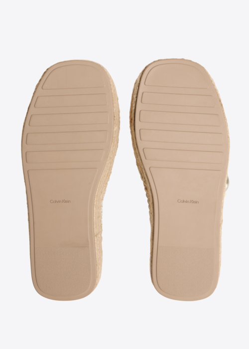 Calvin Klein bateliai