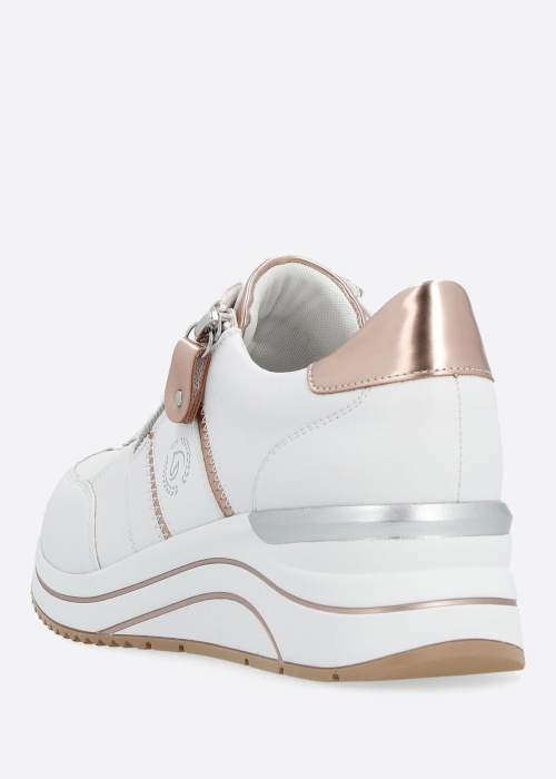 Remonte laisvalaikio bateliai