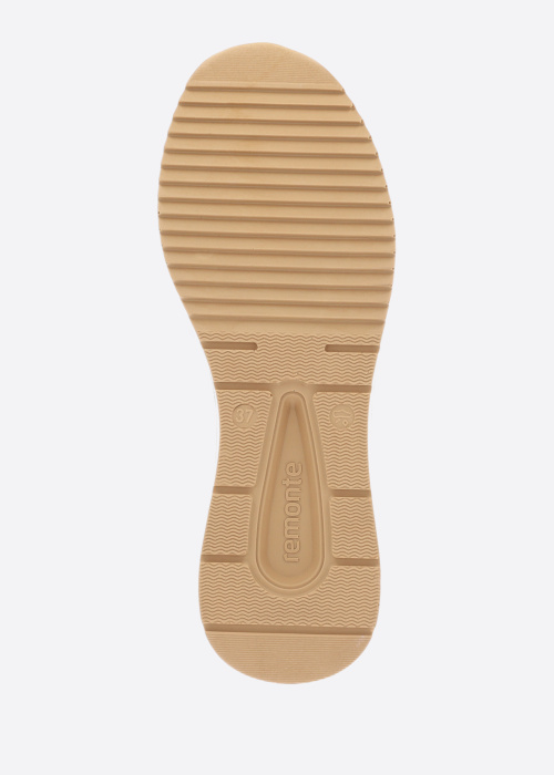 Remonte laisvalaikio bateliai