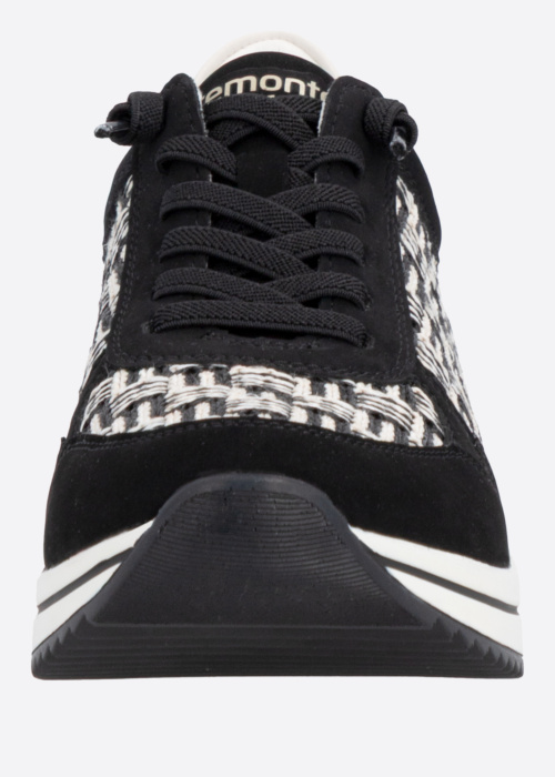 Remonte laisvalaikio bateliai