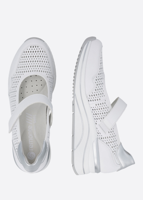 Remonte laisvalaikio bateliai