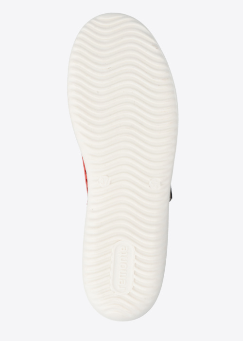 Remonte laisvalaikio bateliai