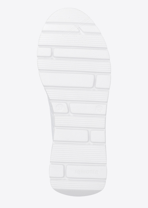 Remonte laisvalaikio bateliai