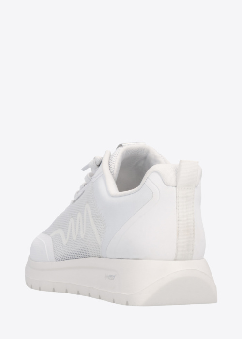 Remonte laisvalaikio bateliai