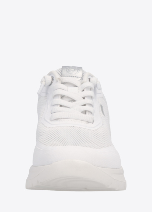 Remonte laisvalaikio bateliai