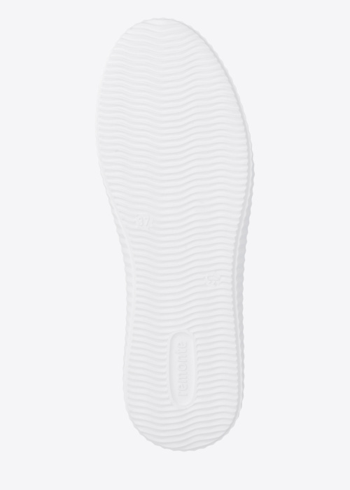 Remonte laisvalaikio bateliai