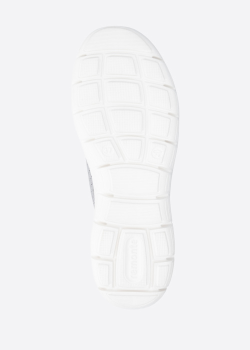 Remonte laisvalaikio bateliai