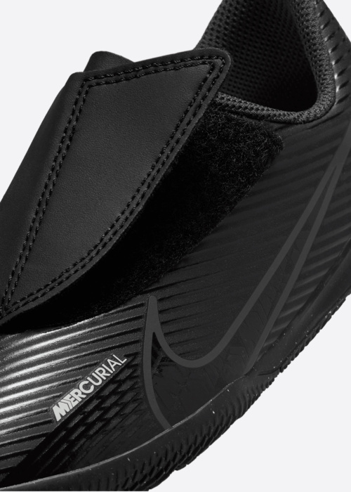 Nike futbolo bateliai Jr. Mercurial Vapor 15 Club