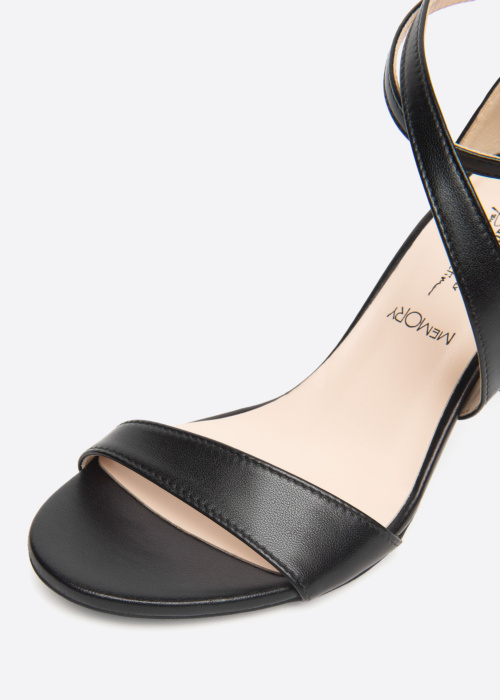 NeroGiardini bateliai