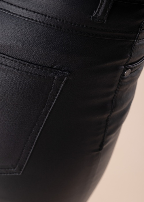 b.young kelnės Kato Kiko