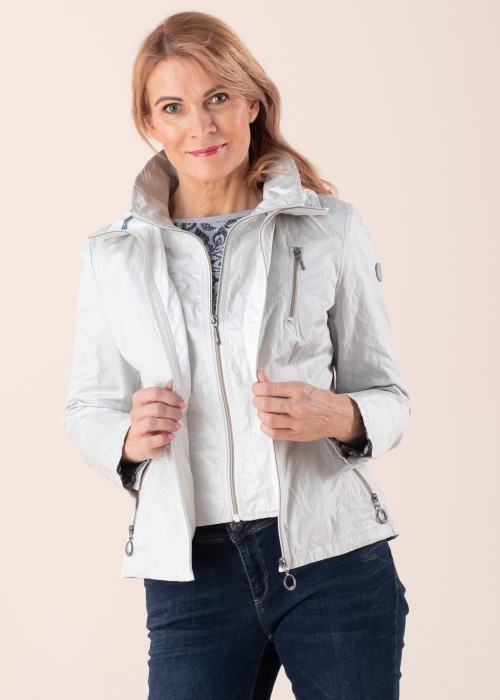 Gil Bret pavasario-rudens striukė