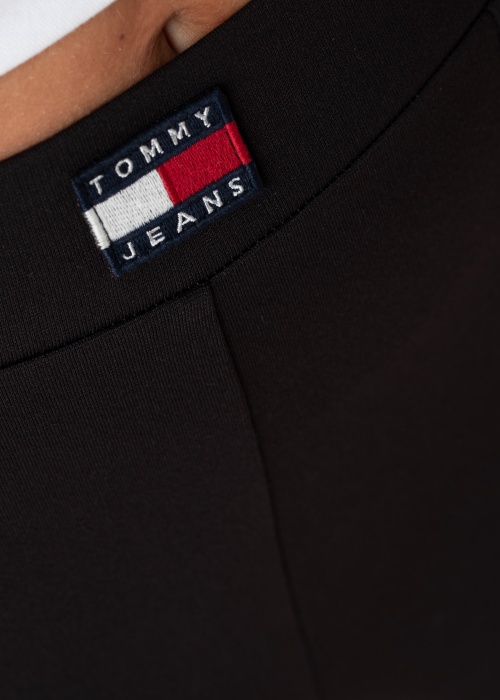 Tommy Jeans tamprės Badge Seam Rib