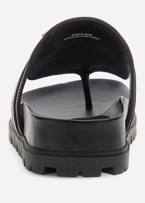 Guess sandalai Farron