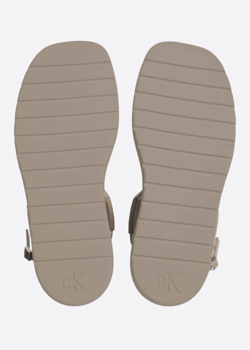 Calvin Klein bateliai