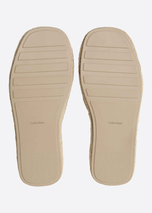 Calvin Klein bateliai