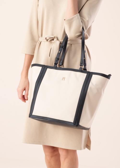 Tommy Hilfiger rankinė Essential