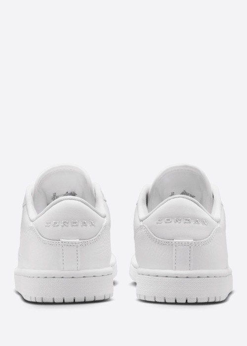 Jordan laisvalaikio batai Jordan Court Connect Low Bg