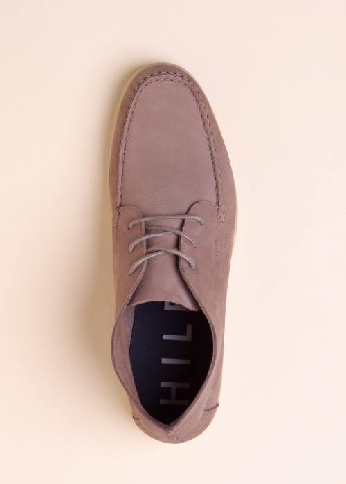 Tommy Hilfiger nubuko odos aulinukai
