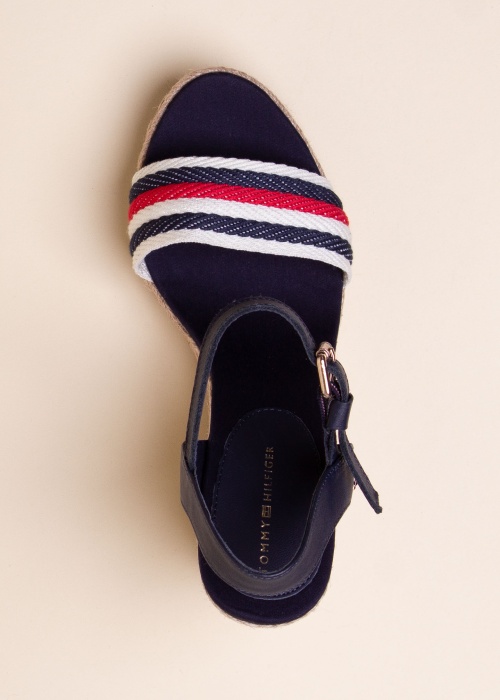 Tommy Hilfiger bateliai
