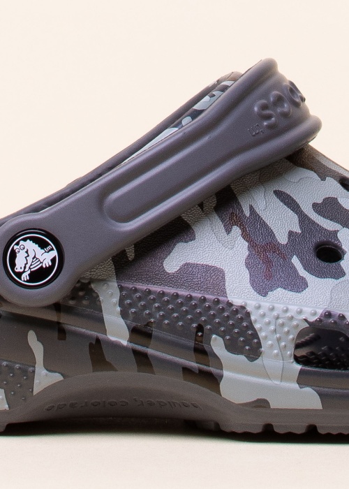 Crocs sandalai Classic camo clog