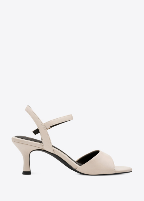 Marco Tozzi bateliai