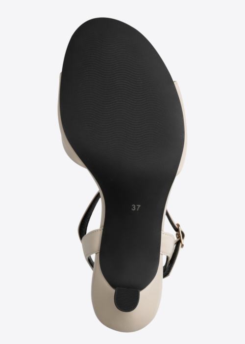 Marco Tozzi bateliai