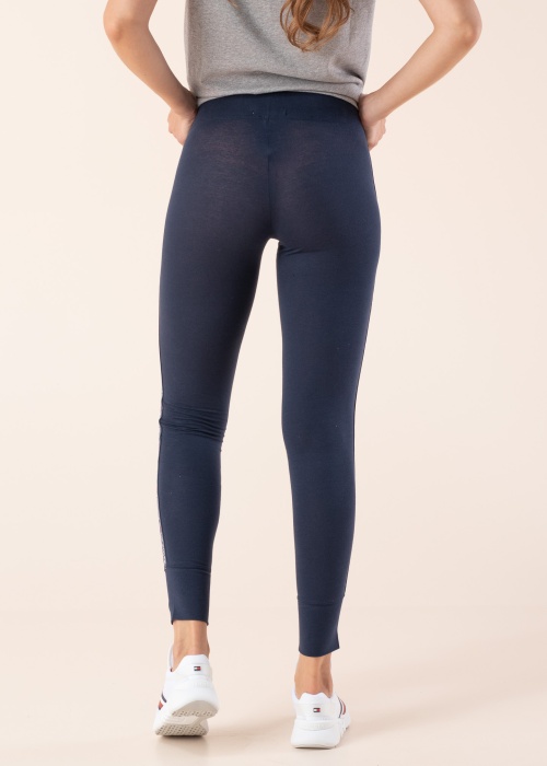 Tommy Hilfiger kelnės