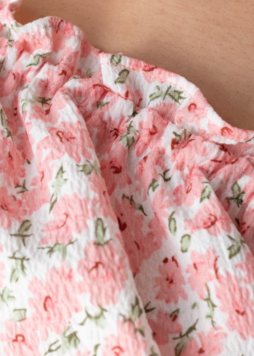 Only palaidinė Holly